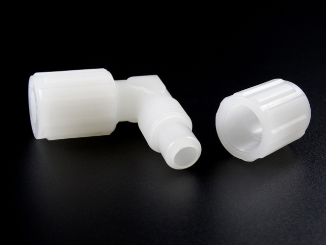 PVDF Union Elbow ตัวเมีย Flare